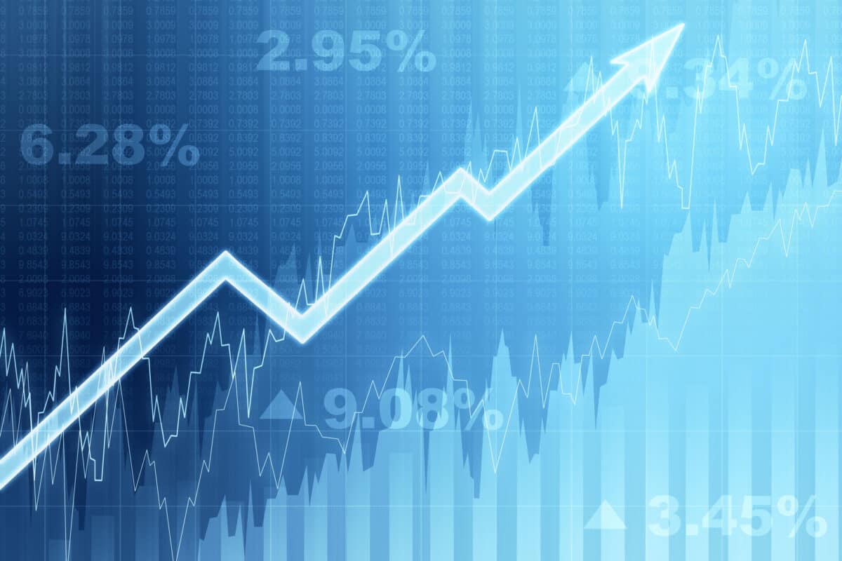 The Next Dividend Increase Could Make This TSX Stock Much More Expensive